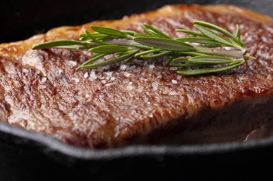 Wagyu Striploin & Caviar Bundle